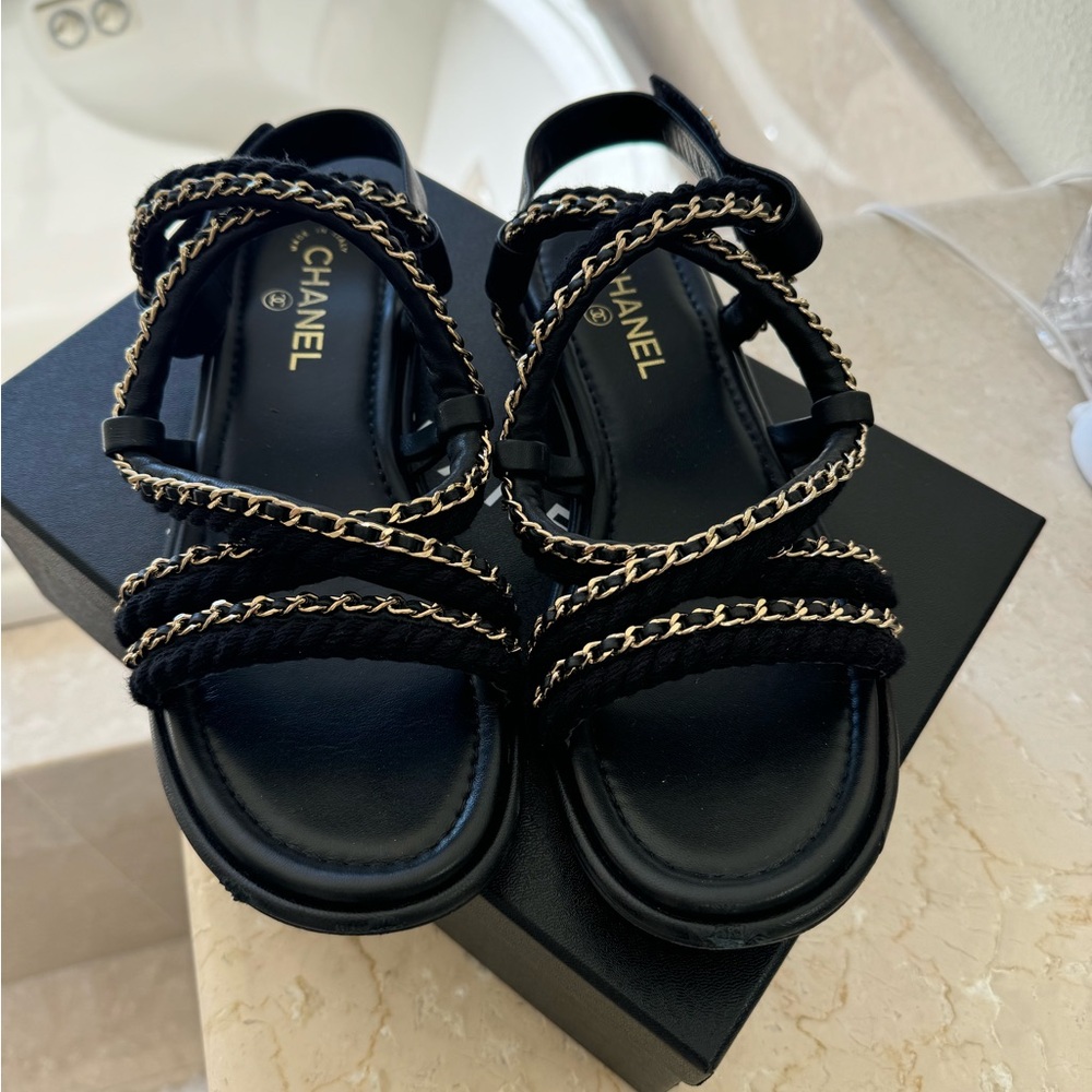 Chanel flat sandals size 41 black leather rope